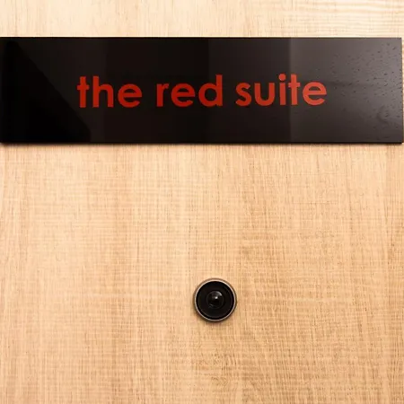 Апартаменти Downtown Luxury Boutique : The Red *
